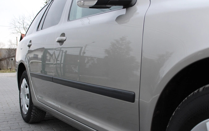 Skoda Octavia cena 20900 przebieg: 160000, rok produkcji 2007 z Błażowa małe 379